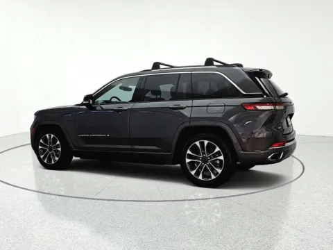 More photos of 2023 Jeep Grand Cherokee Overland 4xe at CarWise Gurnee, IL