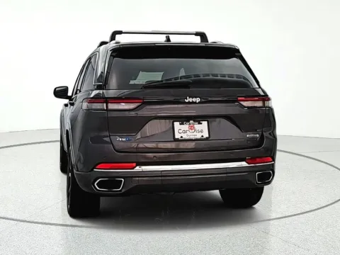 More photos of 2023 Jeep Grand Cherokee Overland 4xe at CarWise Gurnee, IL