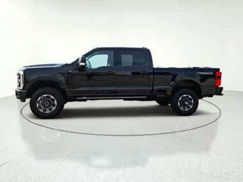 More photos of 2024 Ford F-250SD Lariat at CarWise Gurnee, IL
