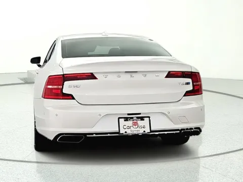 More photos of 2018 Volvo S90 T6 Inscription at CarWise Gurnee, IL