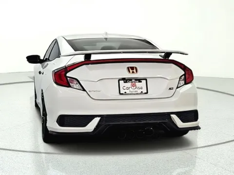 More photos of 2020 Honda Civic Si at CarWise Gurnee, IL