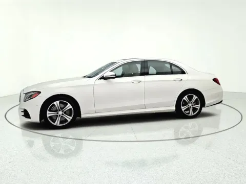More photos of 2017 Mercedes-Benz E-Class E 300 at CarWise Gurnee, IL