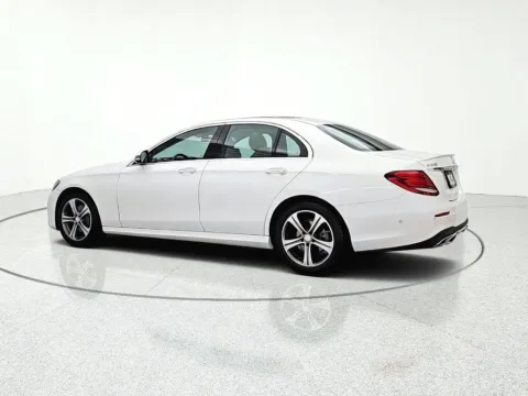 More photos of 2017 Mercedes-Benz E-Class E 300 at CarWise Gurnee, IL