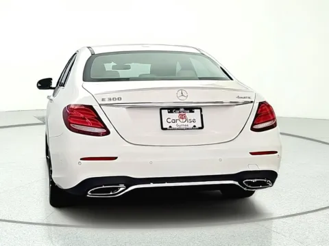 More photos of 2017 Mercedes-Benz E-Class E 300 at CarWise Gurnee, IL