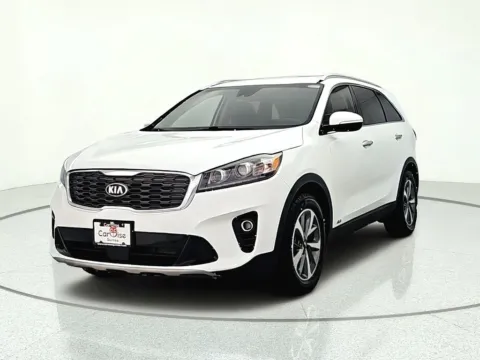 Photos of 2019 Kia Sorento EX for sale in Gurnee, IL at CarWise Gurnee