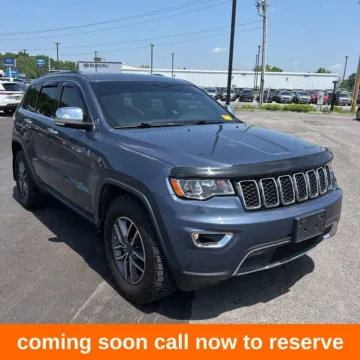 Blue 2019 Jeep Grand Cherokee Limited for sale in Gurnee, IL