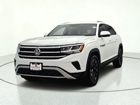 Photos of 2022 Volkswagen Atlas Cross Sport 3.6L V6 SE w/Technology for sale in Gurnee, IL at CarWise Gurnee