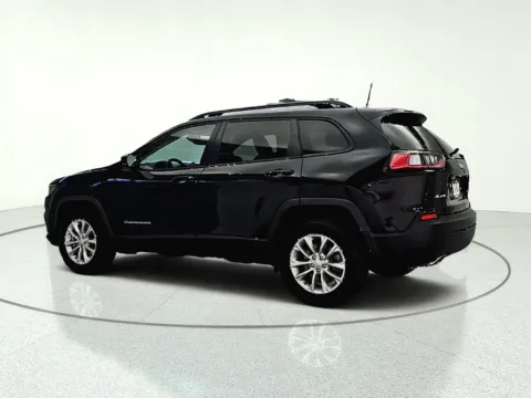More photos of 2022 Jeep Cherokee Latitude Lux at CarWise Gurnee, IL