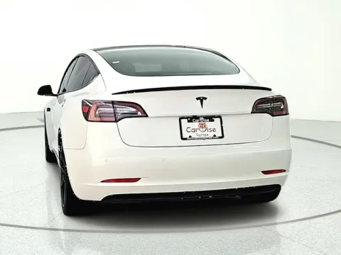 More photos of 2022 Tesla Model 3 Long Range at CarWise Gurnee, IL