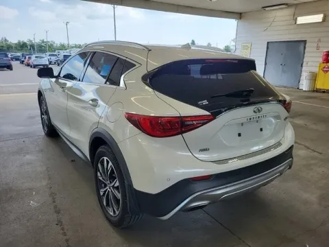 Photos of 2019 INFINITI QX30 LUXE for sale in Gurnee, IL at CarWise Gurnee