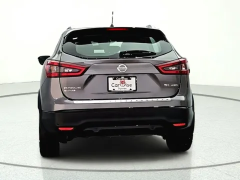 More photos of 2020 Nissan Rogue Sport SL at CarWise Gurnee, IL