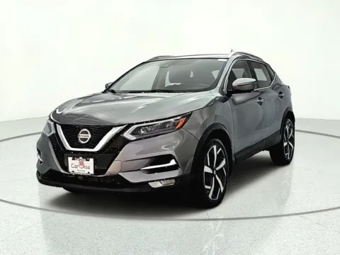 Photos of 2020 Nissan Rogue Sport SL for sale in Gurnee, IL at CarWise Gurnee