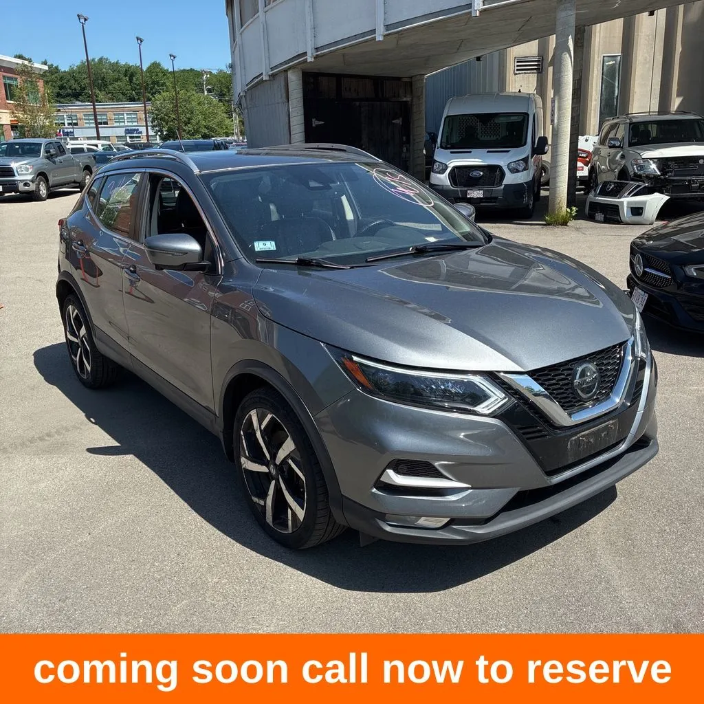 Gray 2020 Nissan Rogue Sport SL for sale in Gurnee, IL