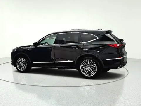 More photos of 2022 Acura MDX Advance at CarWise Gurnee, IL