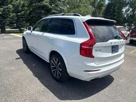 Photos of 2017 Volvo XC90 T6 Momentum for sale in Gurnee, IL at CarWise Gurnee