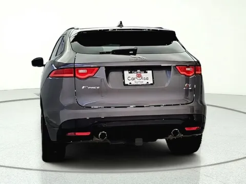 More photos of 2018 Jaguar F-PACE S at CarWise Gurnee, IL