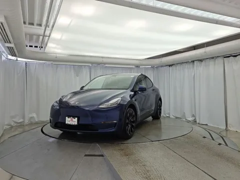 Photos of 2022 Tesla Model Y Long Range for sale in Gurnee, IL at CarWise Gurnee