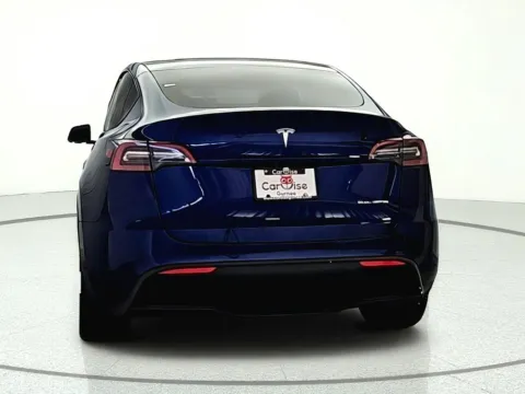 More photos of 2022 Tesla Model Y Long Range at CarWise Gurnee, IL