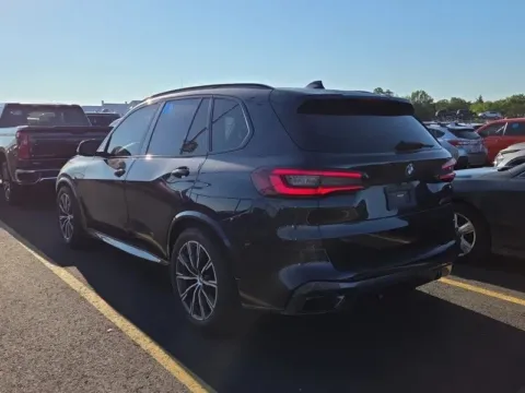 Photos of 2022 BMW X5 M50i for sale in Gurnee, IL at CarWise Gurnee