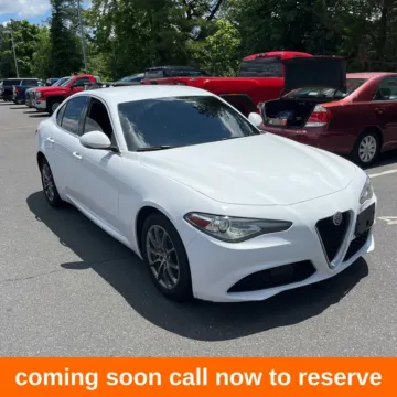 White 2019 Alfa Romeo Giulia for sale in Gurnee, IL