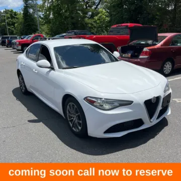 White 2019 Alfa Romeo Giulia for sale in Gurnee, IL