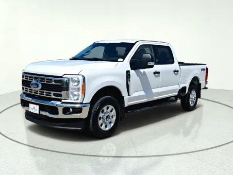 More photos of 2024 Ford F-350SD XLT at CarWise Gurnee, IL