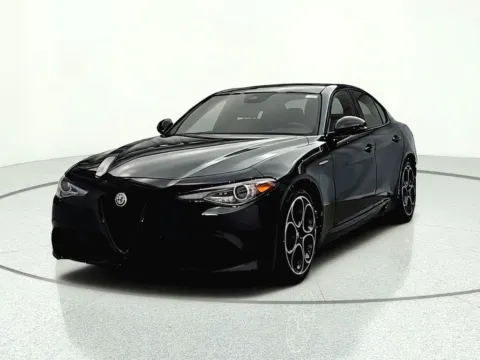 Photos of 2023 Alfa Romeo Giulia Veloce for sale in Gurnee, IL at CarWise Gurnee