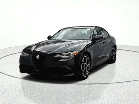 Photos of 2023 Alfa Romeo Giulia Veloce for sale in Gurnee, IL at CarWise Gurnee