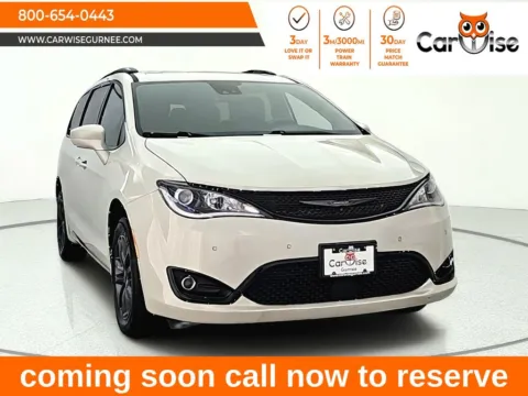 White 2020 Chrysler Pacifica Launch Edition for sale in Gurnee, IL