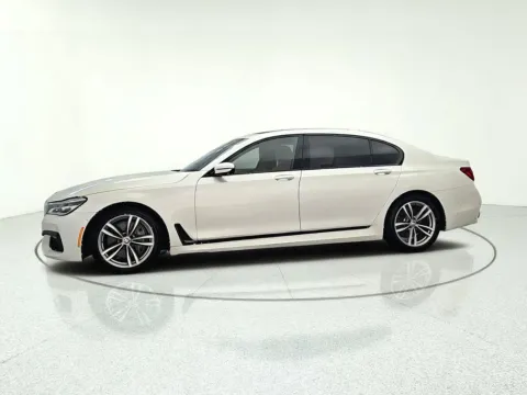 More photos of 2019 BMW 7 Series 750i xDrive at CarWise Gurnee, IL