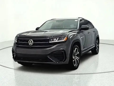 Photos of 2022 Volkswagen Atlas Cross Sport 3.6L V6 SEL Premium R-Line for sale in Gurnee, IL at CarWise Gurnee
