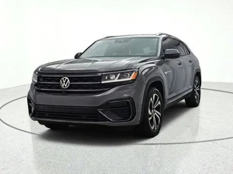 Photos of 2022 Volkswagen Atlas Cross Sport 3.6L V6 SEL Premium R-Line for sale in Gurnee, IL at CarWise Gurnee