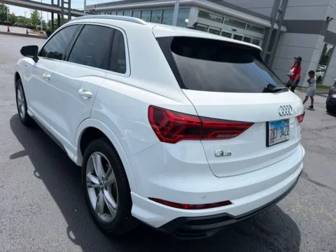 Photos of 2020 Audi Q3 Premium S line for sale in Gurnee, IL at CarWise Gurnee