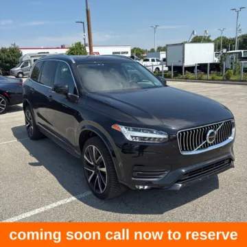 Black 2020 Volvo XC90 T6 Momentum for sale in Gurnee, IL
