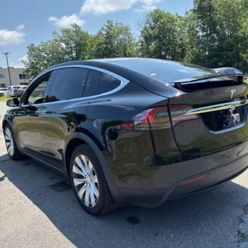 Photos of 2020 Tesla Model X Long Range for sale in Gurnee, IL at CarWise Gurnee