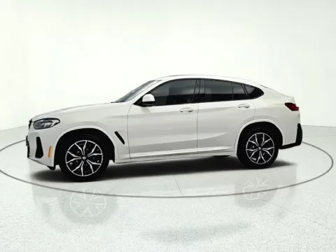More photos of 2023 BMW X4 xDrive30i at CarWise Gurnee, IL