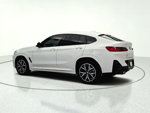 More photos of 2023 BMW X4 xDrive30i at CarWise Gurnee, IL