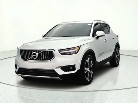 Photos of 2019 Volvo XC40 T5 Inscription for sale in Gurnee, IL at CarWise Gurnee