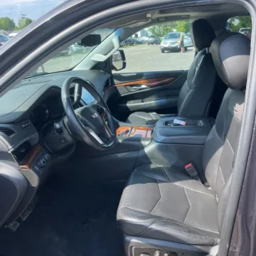 Another view of 2018 Cadillac Escalade Luxury for sale in Gurnee, IL at CarWise Gurnee