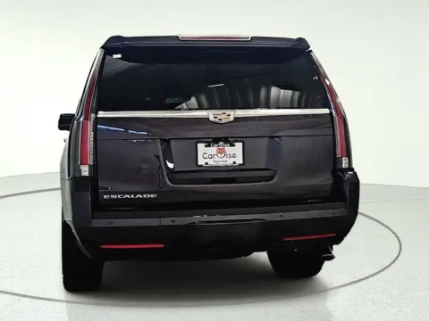 More photos of 2018 Cadillac Escalade Luxury at CarWise Gurnee, IL