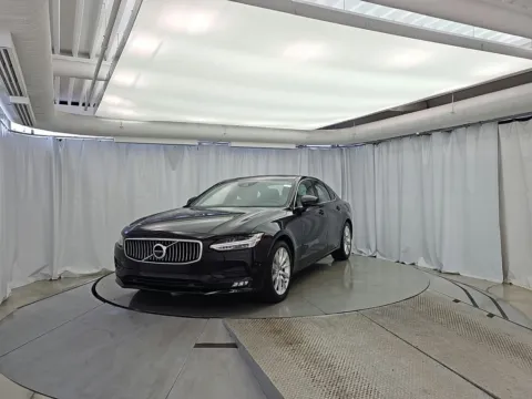 Photos of 2017 Volvo S90 T6 Momentum for sale in Gurnee, IL at CarWise Gurnee