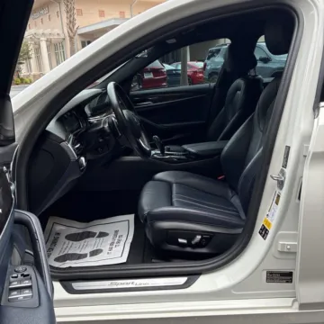 Another view of 2017 BMW 5 Series 530i xDrive for sale in Gurnee, IL at CarWise Gurnee