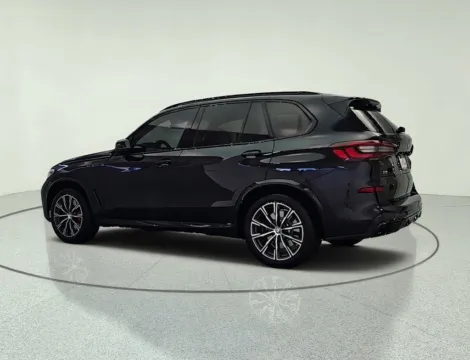 More photos of 2021 BMW X5 M50i at CarWise Gurnee, IL