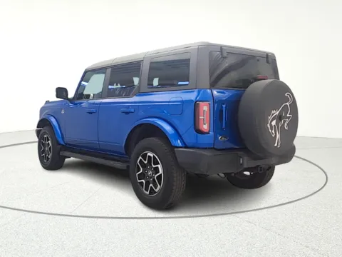 More photos of 2022 Ford Bronco Outer Banks at CarWise Gurnee, IL