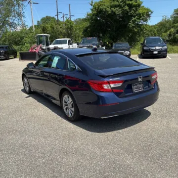 Photos of 2018 Honda Accord LX for sale in Gurnee, IL at CarWise Gurnee
