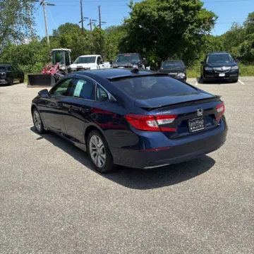 Photos of 2018 Honda Accord LX for sale in Gurnee, IL at CarWise Gurnee