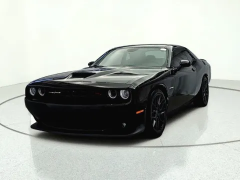 Photos of 2020 Dodge Challenger R/T for sale in Gurnee, IL at CarWise Gurnee