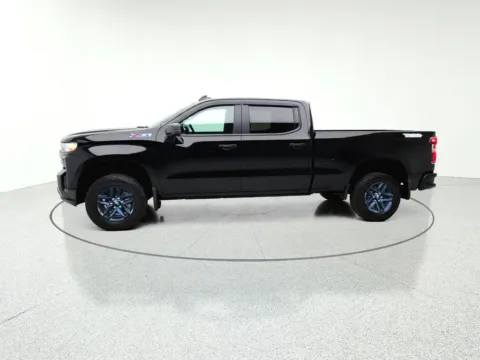 More photos of 2021 Chevrolet Silverado 1500 Custom Trail Boss at CarWise Gurnee, IL