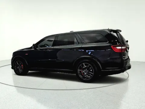More photos of 2018 Dodge Durango SRT at CarWise Gurnee, IL
