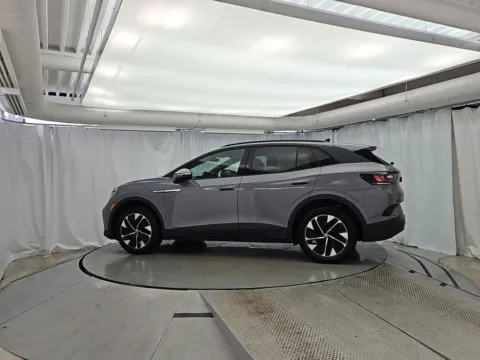 More photos of 2022 Volkswagen ID.4 Pro S at CarWise Gurnee, IL